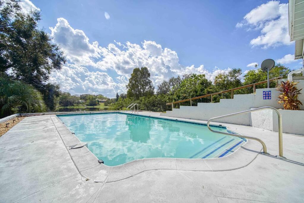 Stylish Lake Home With Huge Pool, Arcade With Ps5,And Theater Just 5 Min From Legoland Вінтер-Гавен Екстер'єр фото